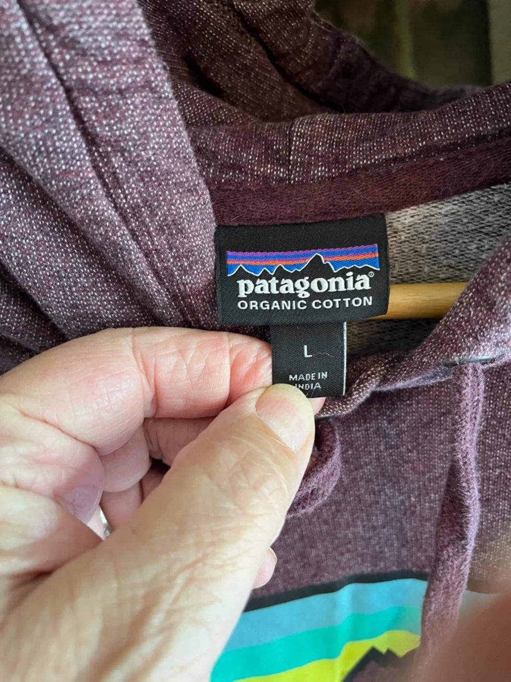 Patagonia Men's Maroon Crewneck Pullover with Multicolor Logo - Picture 2 of 5